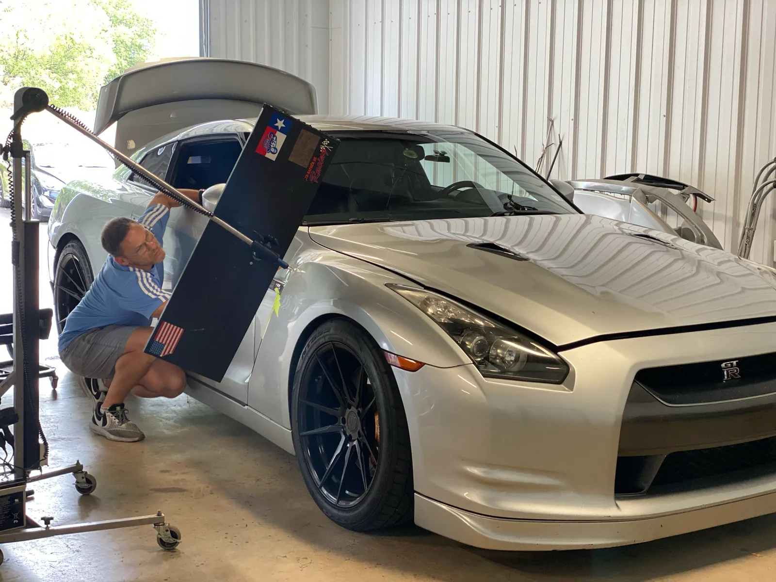 5Star technician completing precision vehicle panel repair